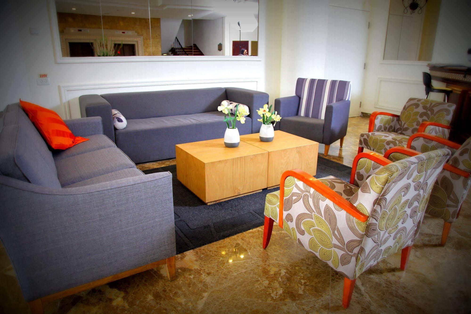 Hotel Deborah By Arcadia Chain Tel Aviv